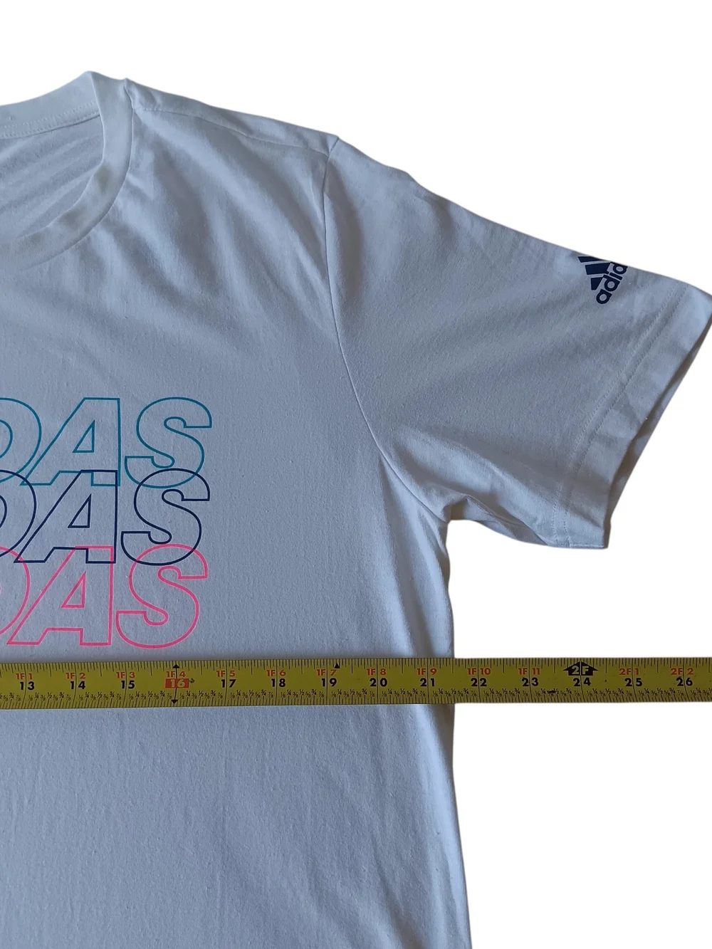 Adidas men's white short-sleeve activewear graphic t-shirt size L